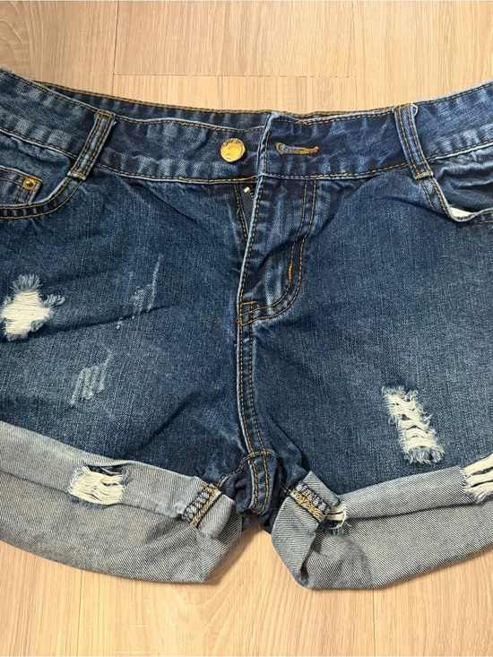 Source Unknown Pants - Women Shorts (Size 5/6)